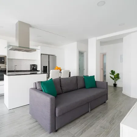 Privada - Coliving La Isleta Ii - - Wifi 民宿 *